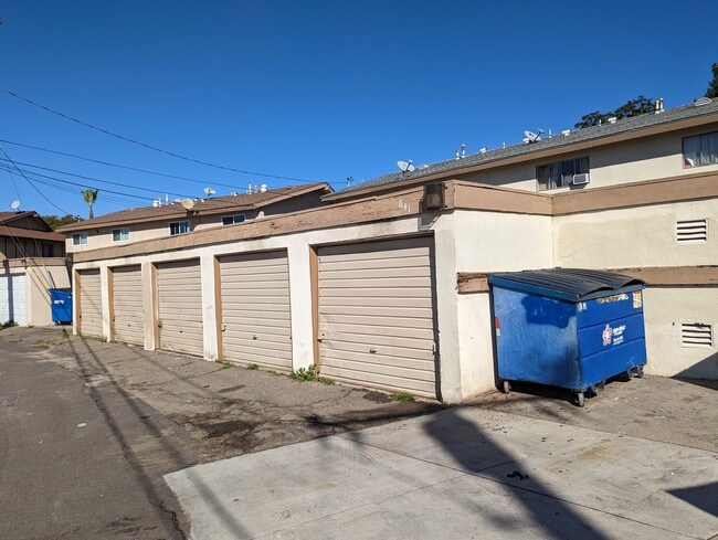 641 N Ventura St unit 1, Anaheim, CA 92801 - photo 6