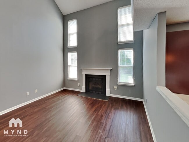 16724 Timber Crossing Rd, Charlotte, NC 28213 - photo 3