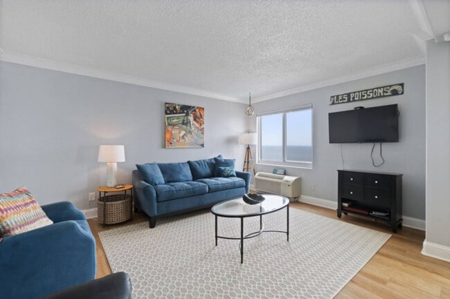 201 Rudee Loop Connector unit ID1353848P, Virginia Beach, VA 23451 - photo 3