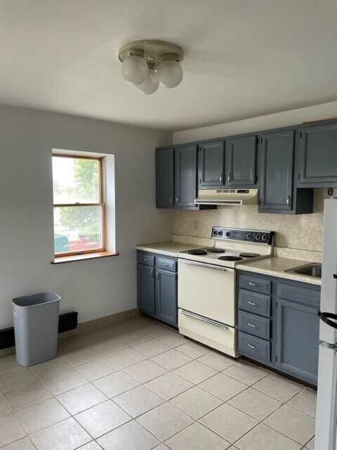 609 E 3rd St Unit B, Nescopeck, PA 18635