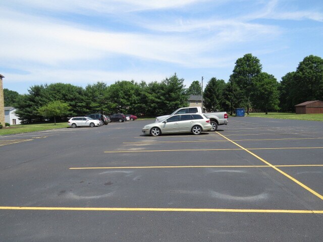 5240 Emil Ave SW unit 105, Navarre, OH 44662 - photo 3