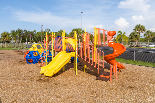 G. Weaver Hipps Elementary School in Fort Myers is a PreK- 5th grade public school.
