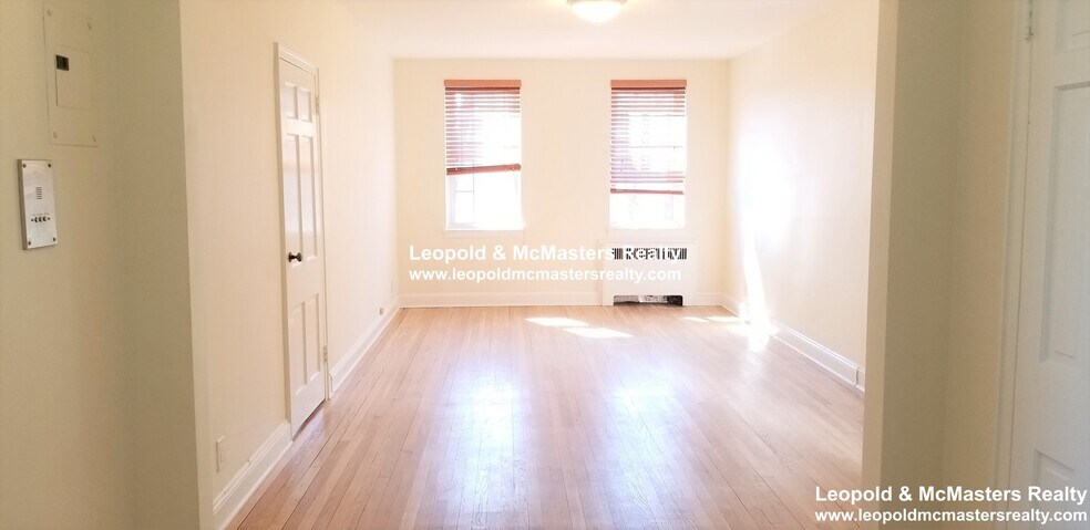 12 Ware St unit 33, Cambridge, MA 02138 - photo 1