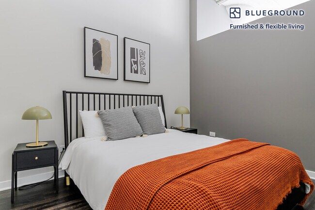 1313 W Randolph St unit FL2-ID1261, Chicago, IL 60607 - photo 7