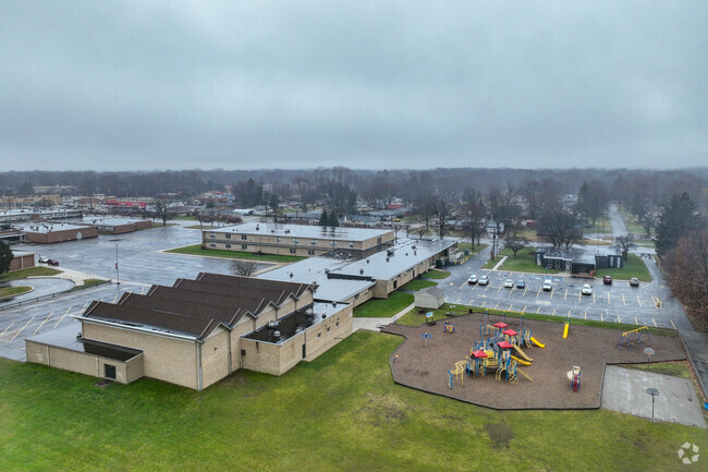 Wallace Aylesworth Elementary has a C+ rating on Niche.