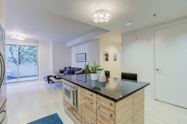 Blu SF unit 2E, San Francisco, CA 94107 - photo 6