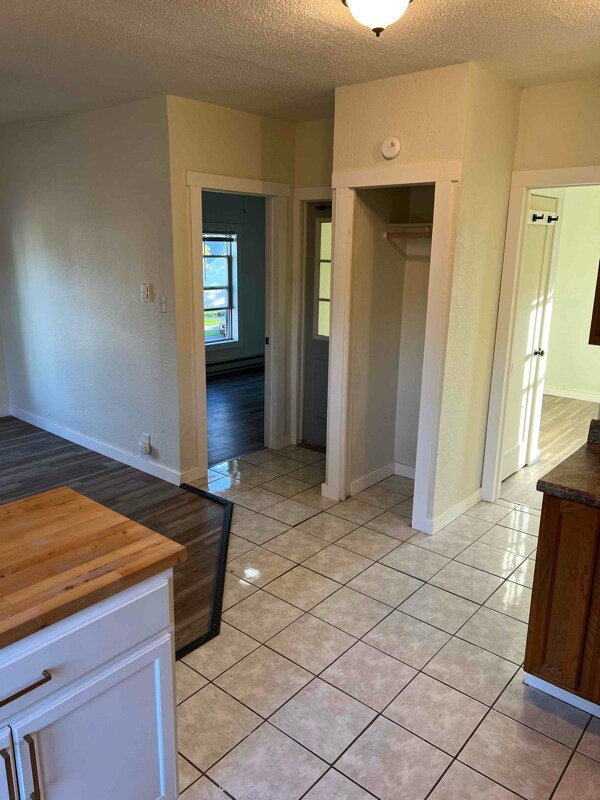 120 E Saratoga St unit Upper, Tomah, WI 54660 - photo 5