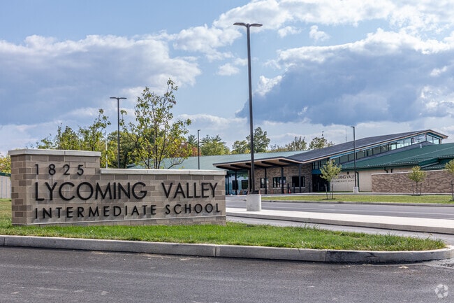 The student-teacher ratio at Lycoming Valley Intermediate School is 12 to 1.