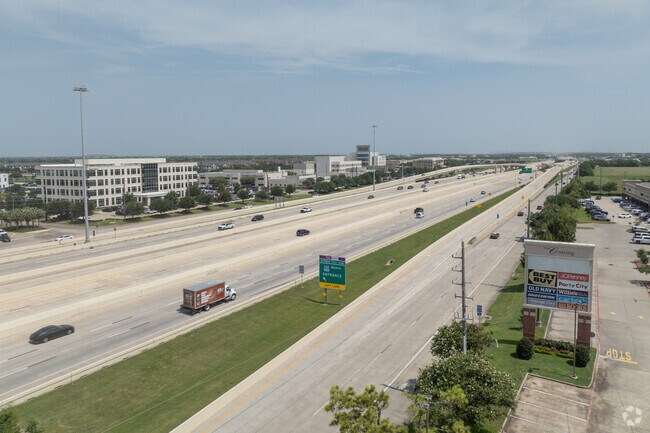 Proximity to major highways like 288 makes commuting from Morningside Place easy.