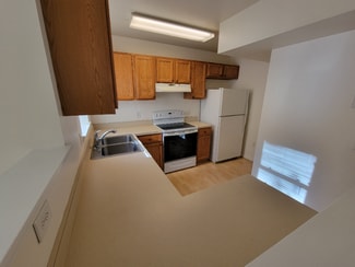 815 Stoll St, Baltimore, MD 21225