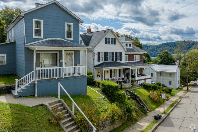 It's common for homes to have steep stairs leading to the front door in Freeport.