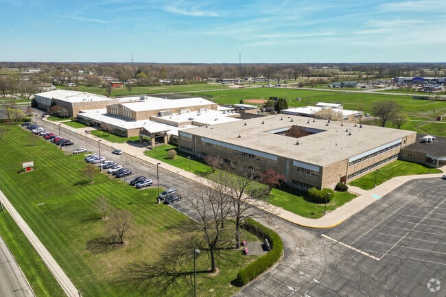 Southside Middle School is a public school in Muncie that has a student teacher ratio of 14 to 1.