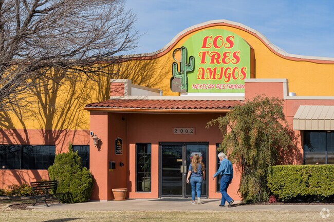 Los Tres Amigos near MacArthur Park is a popular authentic Mexican restaurant to enjoy.