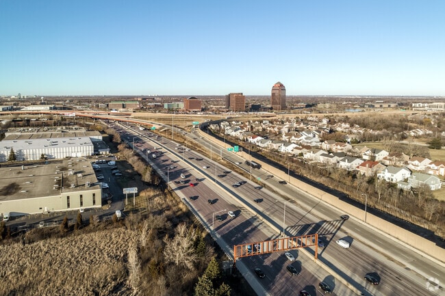 North Itasca is a mix of residential and manufacturing areas.