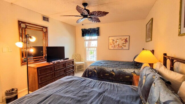 2562 Gulf Blvd unit ID1255571P, South Padre Island, TX 78597 - photo 6