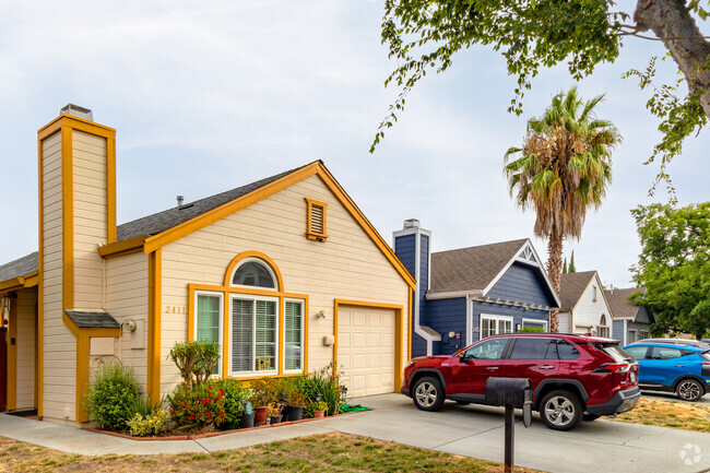 Homes at Checkers range between $600,000 and a million dollars.