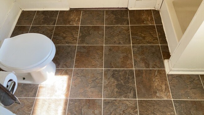 614 Water St, Eau Claire, WI 54703 - photo 5