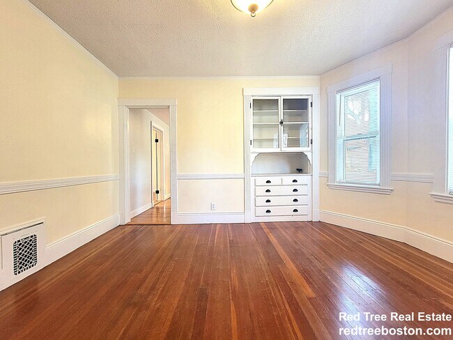 49 Montfern Ave, Brighton, MA 02135 - photo 5