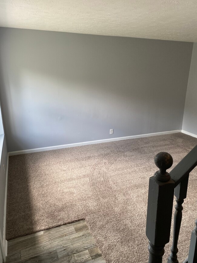 738 Flint Ridge Dr, Whites Creek, TN 37189 - photo 3