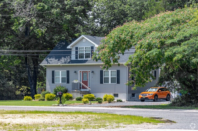 Bungalow style homes are popular for buyers in Hamilton Township Atlantic.