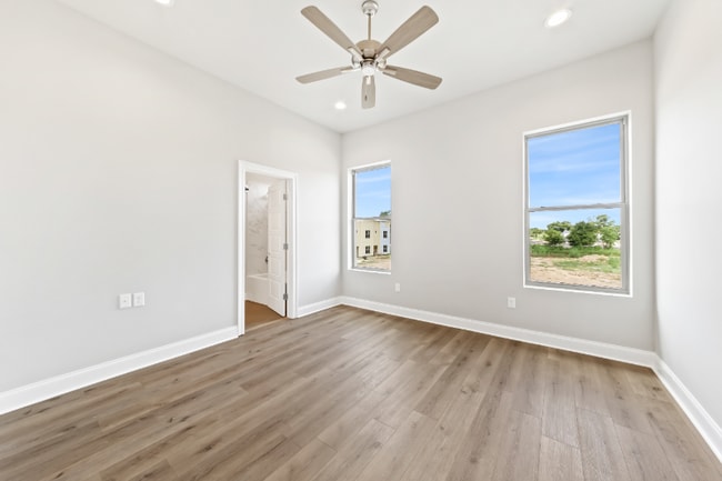 208 Spoonbill Dr, Youngsville, LA 70592 - photo 2