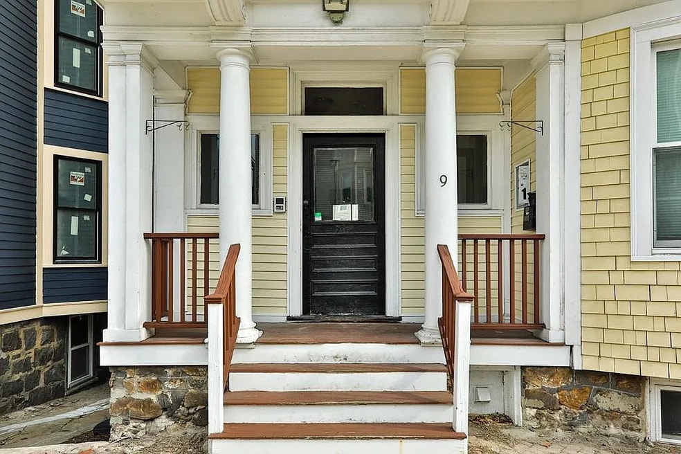 9 Bellflower St unit 3, Dorchester, MA 02125 - photo 1