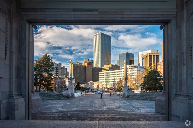 Civic Center Park provides a beautiful view of Downtown City Center Denver.