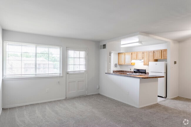 3 BR, 1.5 BA - 1,060 SF