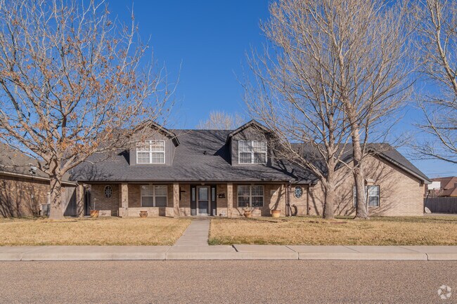 Across Dumas, you’ll find large and beautiful traditional homes.