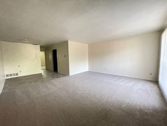 201 W Lincoln Ave unit 2, Copperas Cove, TX 76522 - photo 2
