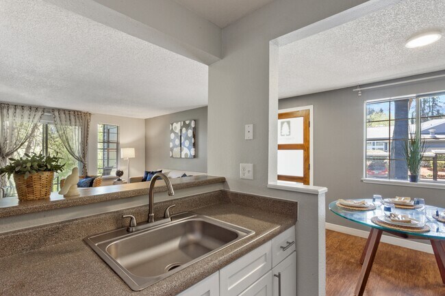 Cedar Crest Apartments, Beaverton, OR 97078 - photo 2