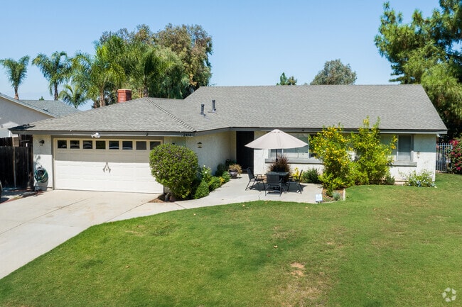 This family likes to hangout in the front yard in South Corona.