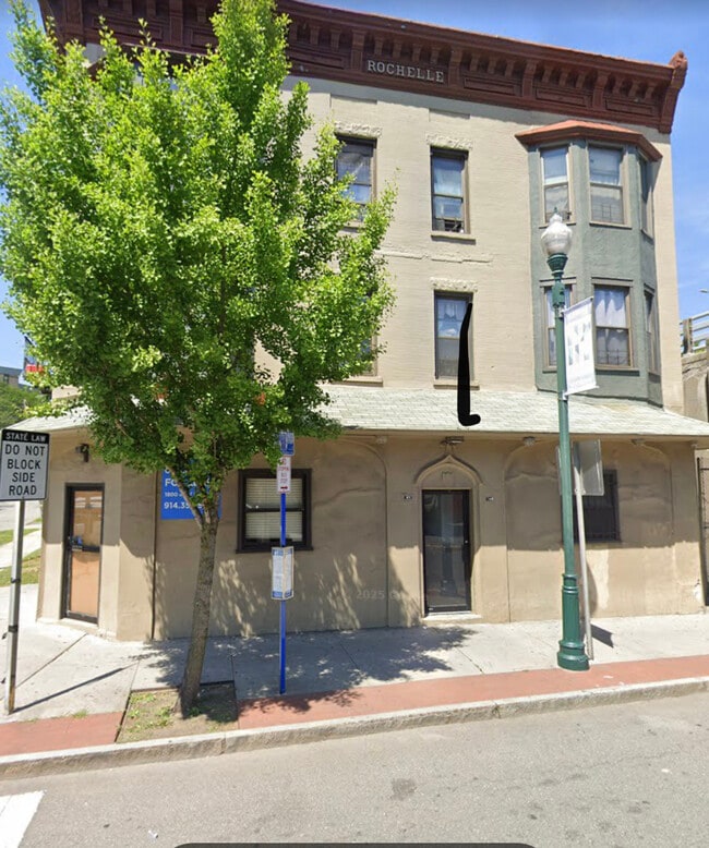 400 North Ave Unit 3rd, New Rochelle, NY 10801