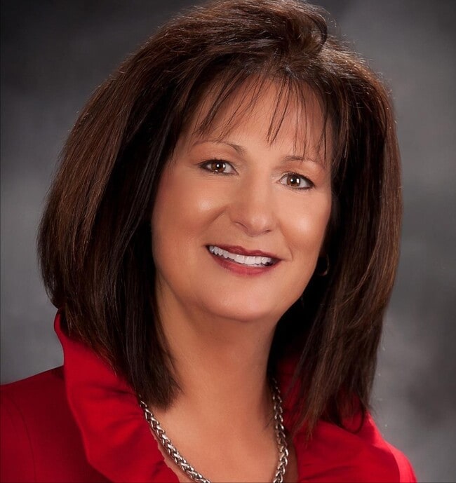 Susan Hallstrom