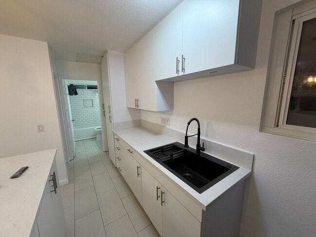 195 Madrona St unit A, Chula Vista, CA 91910 - photo 2