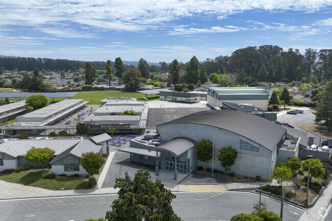 New Brighton Middle School has a wonderful campus for its students.