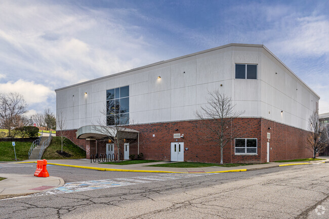 Fort Couch Middle School has an auditorium where students perform different types of activities.