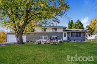 6890 University Ave NE, Fridley, MN 55432