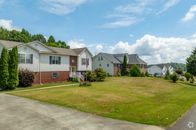 The neighborhoods of Northlakes are well maintained and friendly for residents.