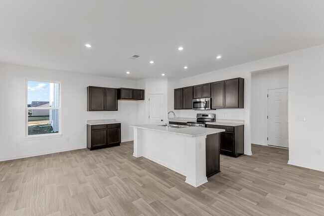 1826 Twelve Oaks Dr, Shelbyville, IN 46176 - photo 7