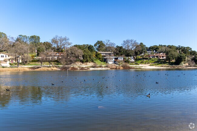 Find your dream lake house in Atascadero.