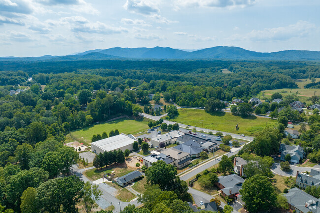 James River Day School is ideally located in the area.