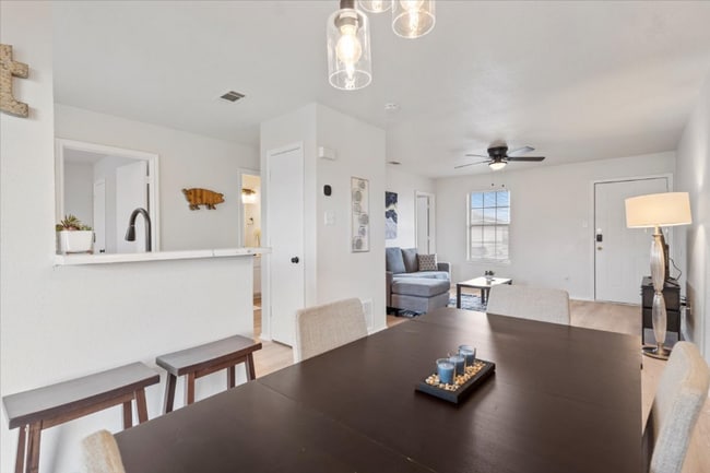 5810 Redstone Dr unit D, Killeen, TX 76543 - photo 7