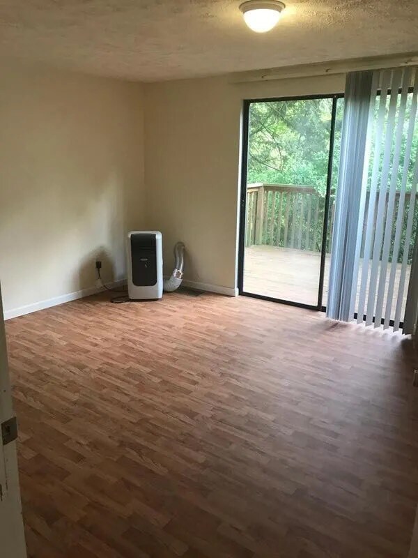 7 Braddock St unit A, Morgantown, WV 26505 - photo 2