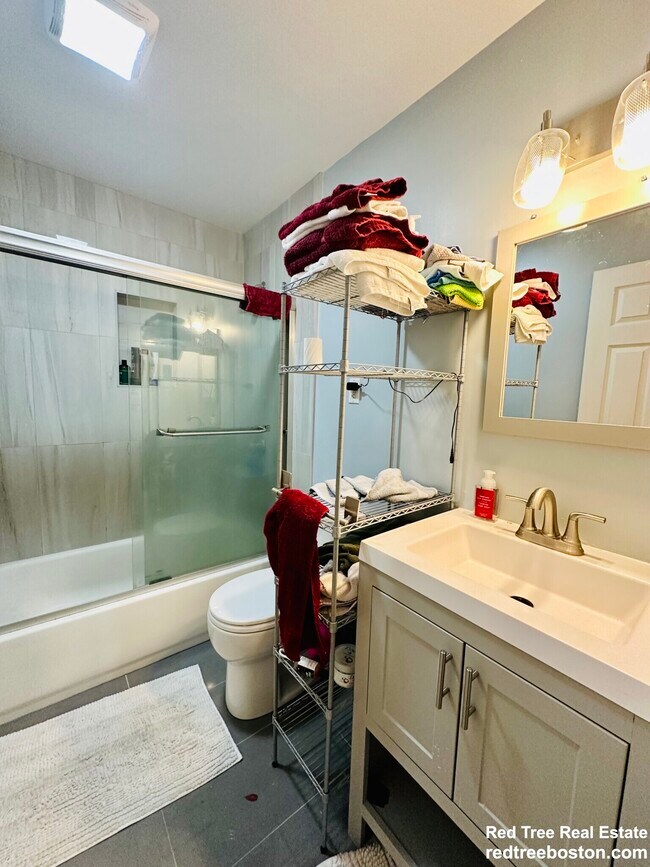 31 Brainerd Rd unit 31, Allston, MA 02134 - photo 5