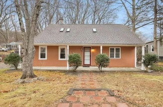 48 Arlington Rd, Coventry, CT 06238
