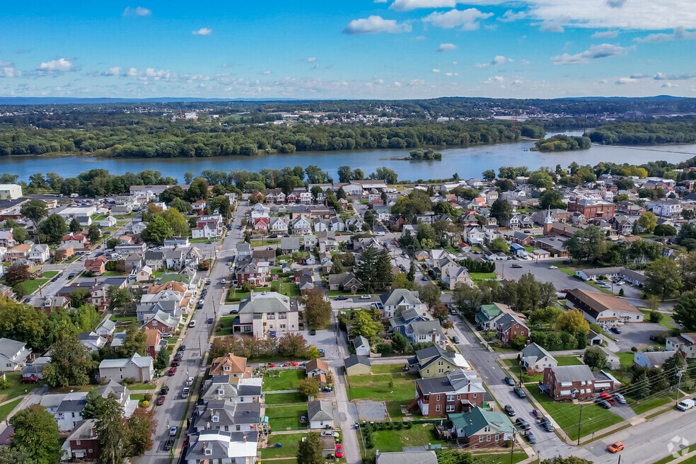 Neighborhood_New Cumberland_final_110123