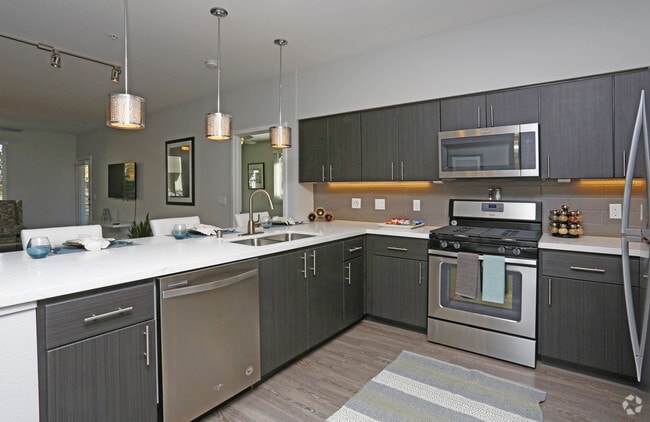 Anton Menlo, Menlo Park, CA 94025 - photo 7