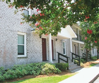 4301 Bream Rd, North Charleston, SC 29418