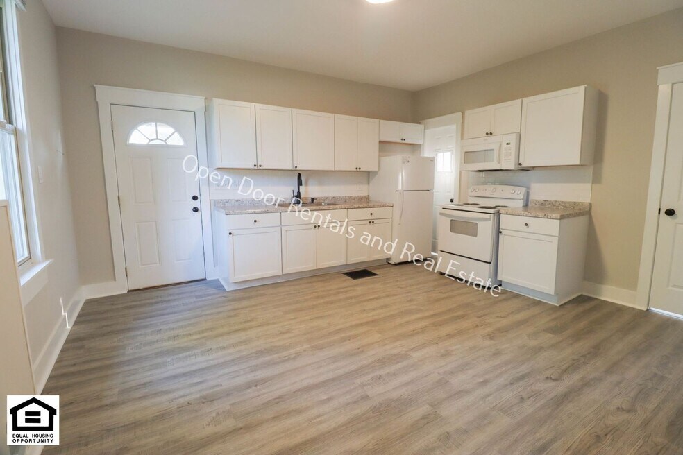 428 Lincoln Hwy E unit 428 Lincoln Highway, New Haven, IN 46774 - photo 1